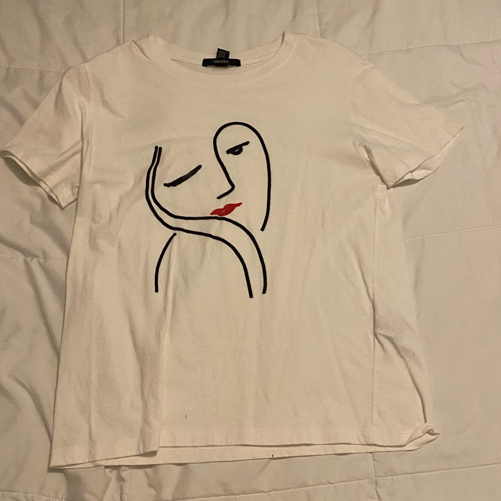 Forever 21 graphic tee